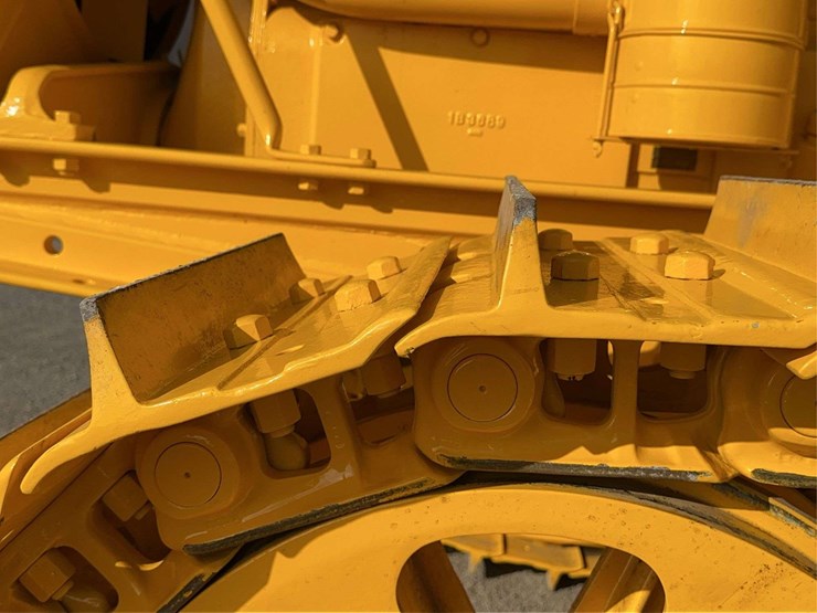 caterpillar-seventy-gas---complete-nut-and-bolt-restoration!-image-34