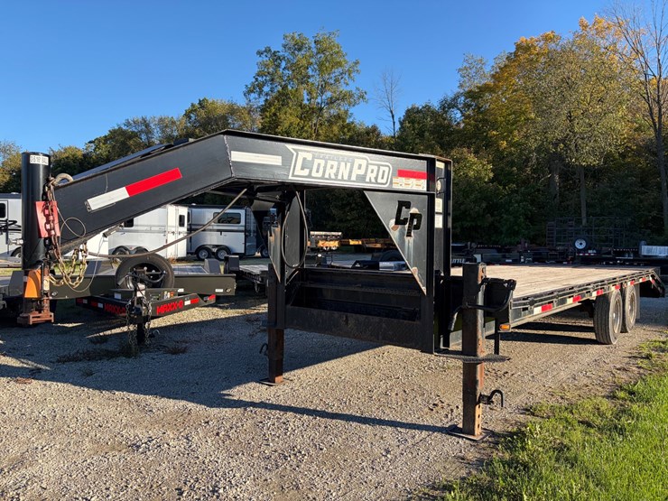 #641-•-2019-corn-pro-trailer-(has-wi-title)-(helenville,-wi)-image-1