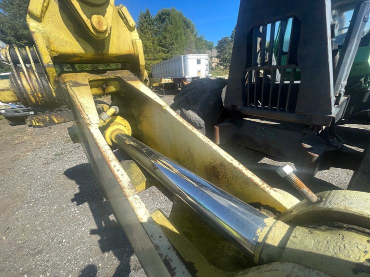 2000-john-deere-660-image-36