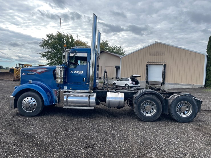 2007-kenworth-w900-image-9