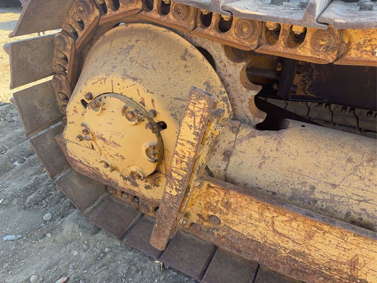 caterpillar-d4d-image-16