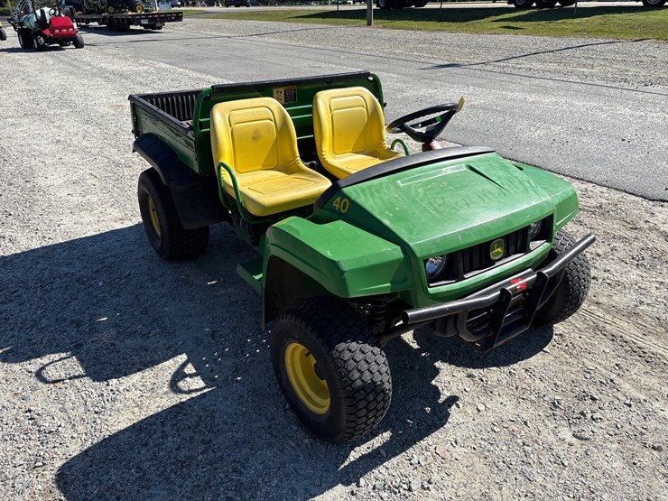 john-deere-gator-image-4