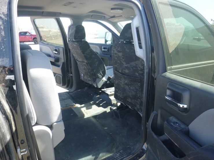 2018-chevrolet-1500-image-9