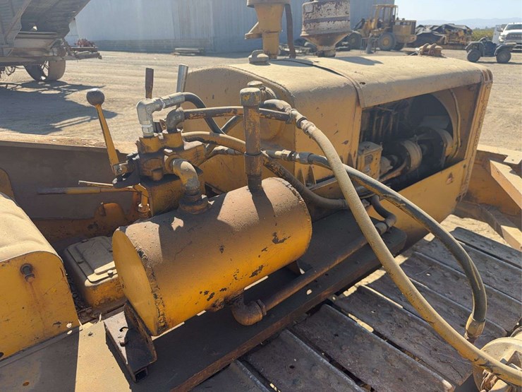 caterpillar-28-image-44