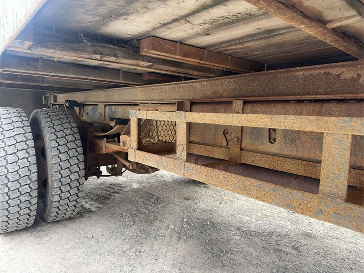 2009-ford-f550-xlt-image-16