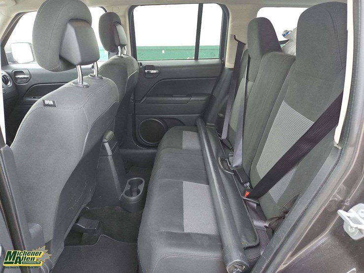 2017-jeep-patriot-image-14