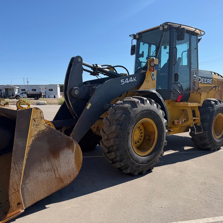 DEERE 544K