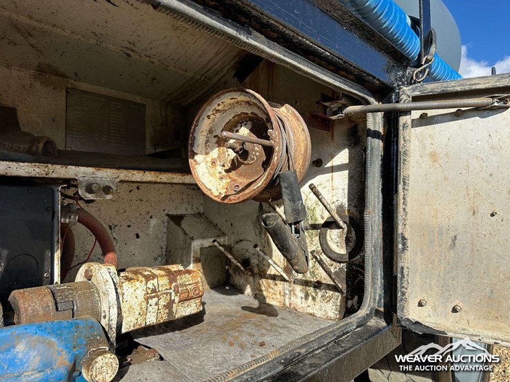 2009-ford-f550-xlt-image-50