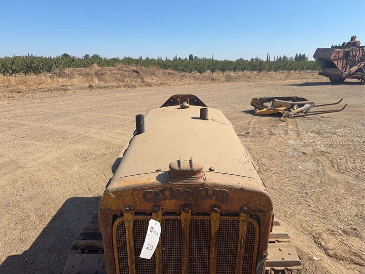 caterpillar-20-image-10