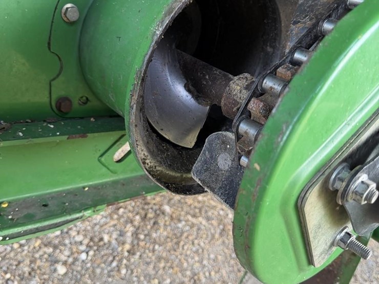 2011-john-deere-9770-sts-image-61