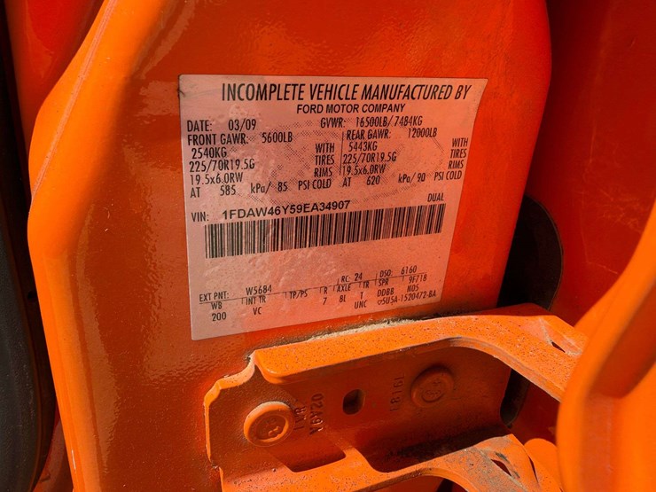 2009-ford-f450-image-28