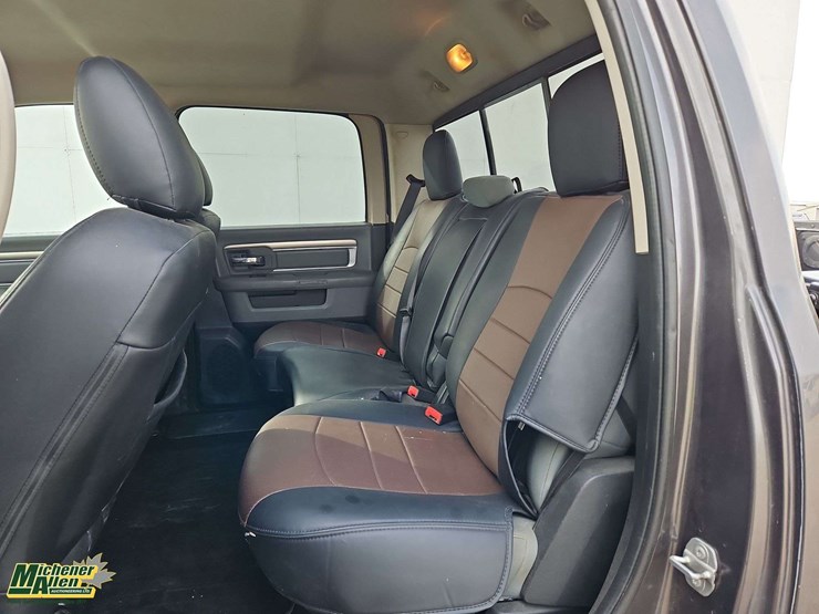 2017-dodge-1500-image-16