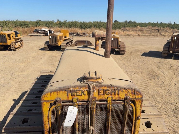 caterpillar-28-image-10