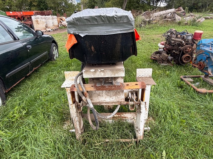 bobcat-700-image-12