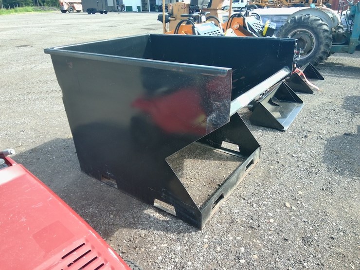 2-yard-front-dump-hopper-image-2