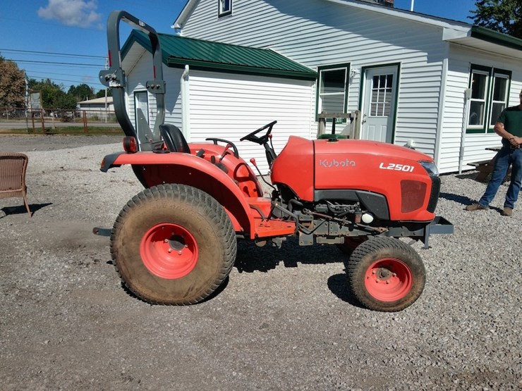 2020-kubota-l2501-image-4