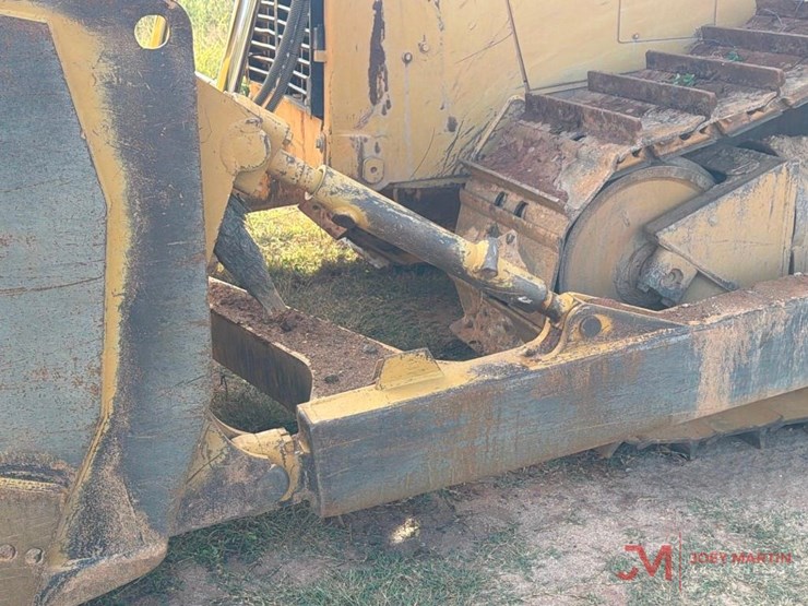 caterpillar-d6h-image-37