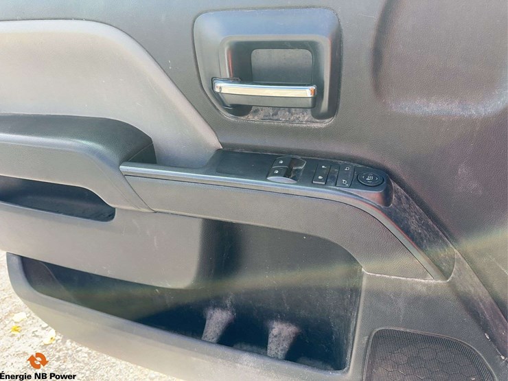 2016-chevrolet-silverado-2500hd-image-33