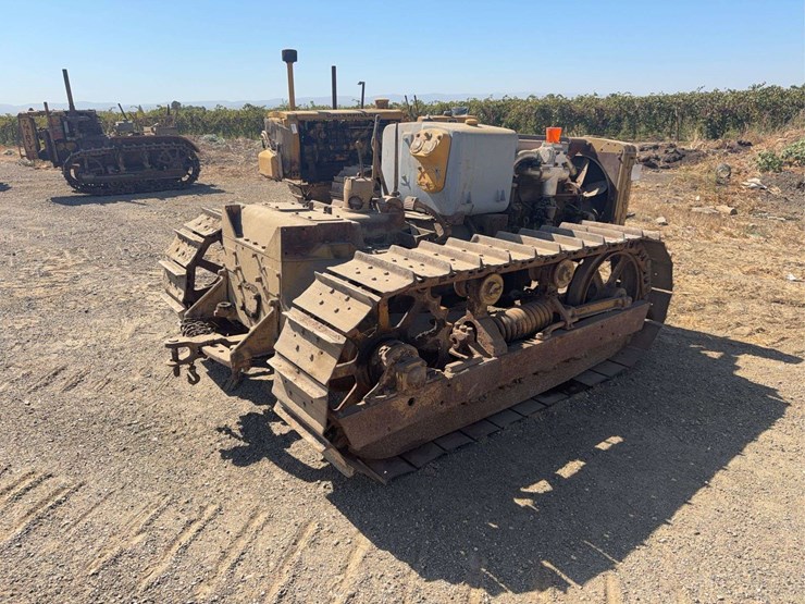 caterpillar-30-image-6