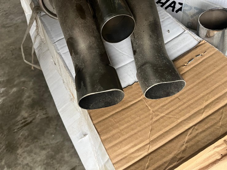 corvette-mufflers-image-2