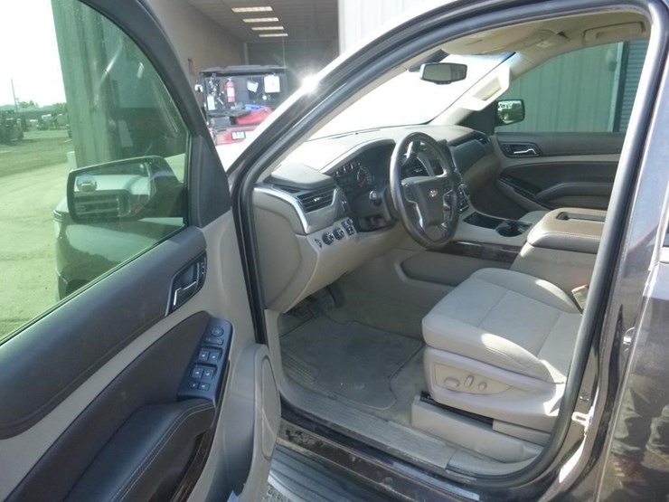 2018-chevrolet-tahoe-image-6