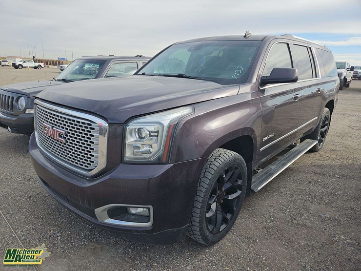 2015-gmc-yukon-xl-denali-image-35
