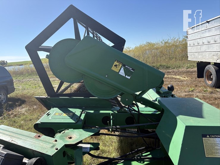 1993-john-deere-590-image-4