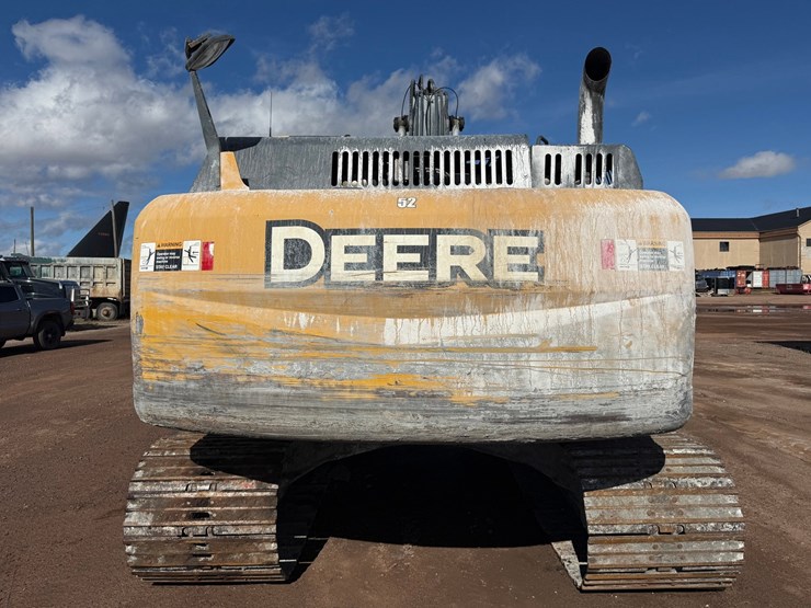 deere-210g-lc-image-4