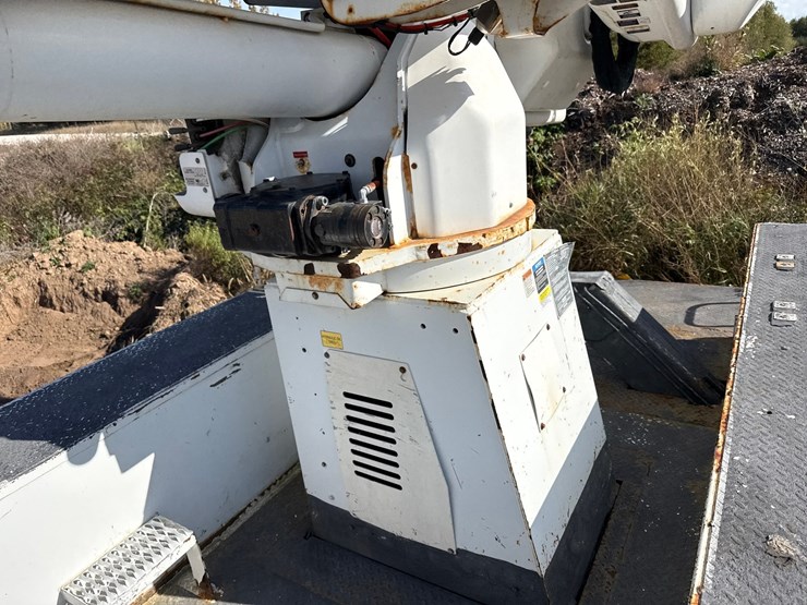 2012-altec-am55-image-49