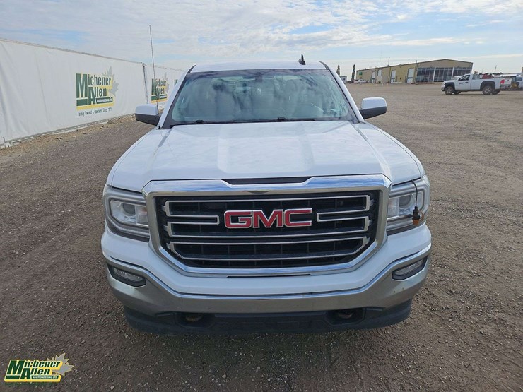 2017-gmc-sierra-1500-image-8