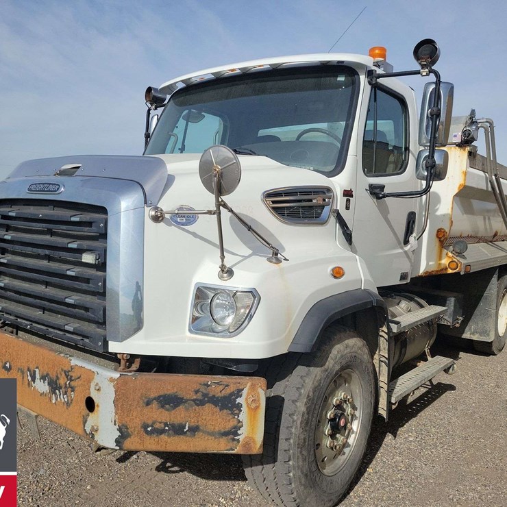 2016 FREIGHTLINER 114SD