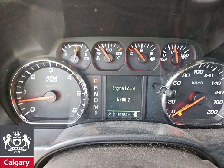 2015-gmc-sierra-2500hd-image-19