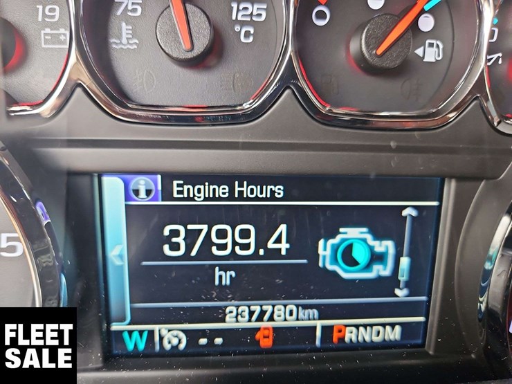 2015-chevrolet-silverado-1500-image-12