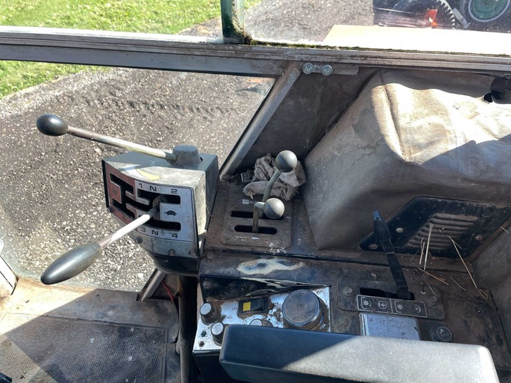 massey-ferguson-3525-image-11