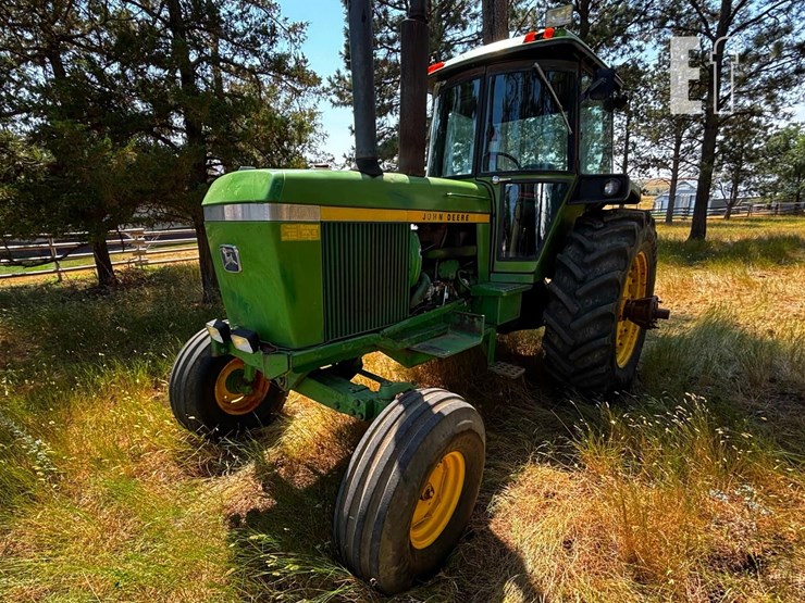 john-deere-4430-image-1