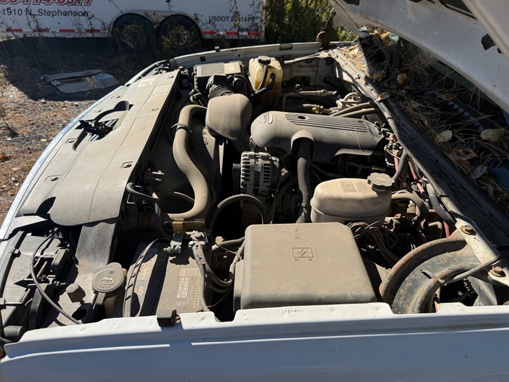 2006-chevrolet-2500-image-9