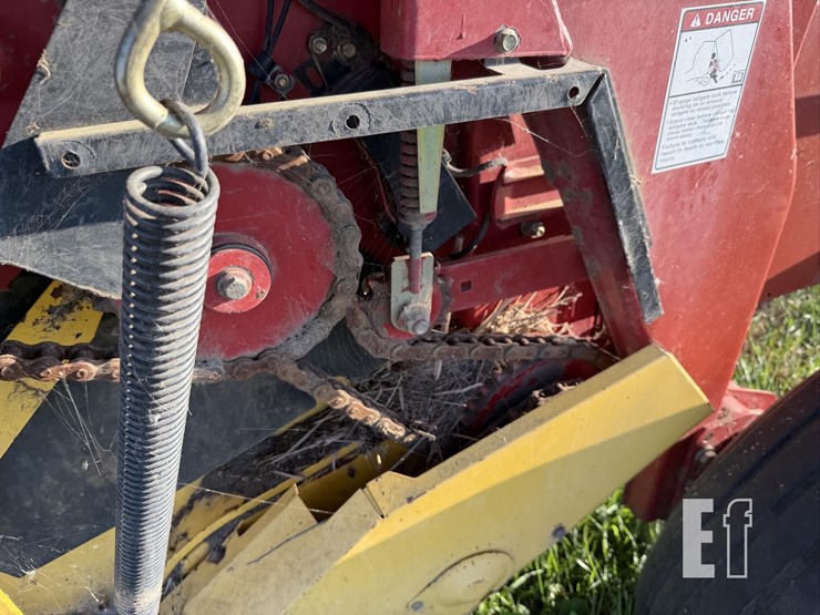 new-holland-br7090-image-10