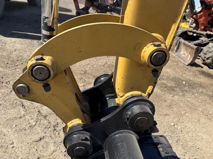 caterpillar-303e-cr-image-11