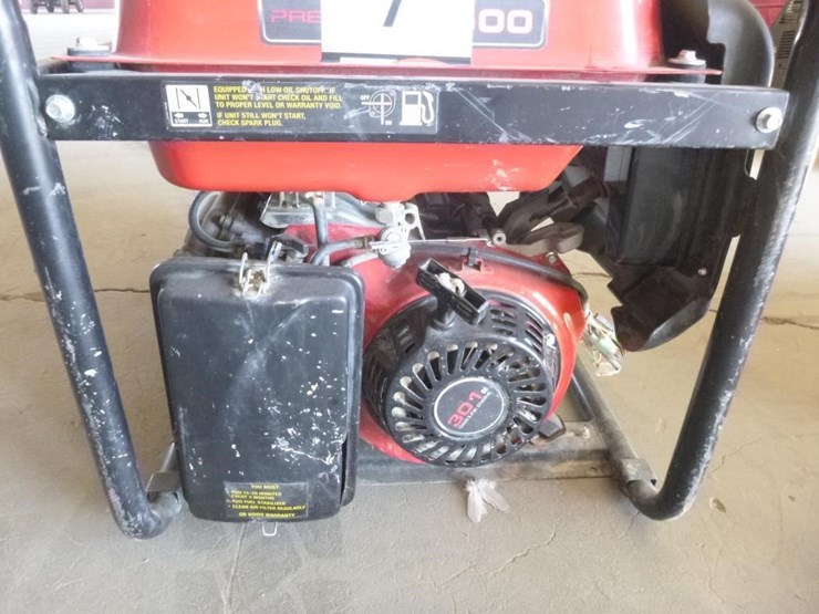 predator-6500-gas-generator-image-3
