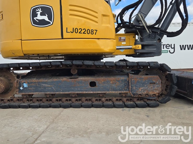 2020-deere-85g-image-15