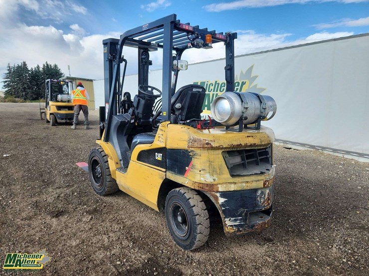 2020-caterpillar-gp30n-image-3