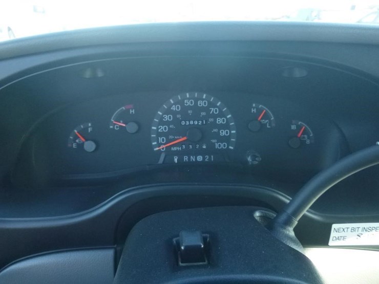 2000-ford-econoline-350-image-11