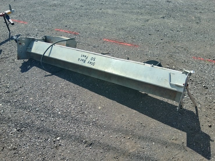 truckcraft-tc-160-lightning-salt-spreader-image-3