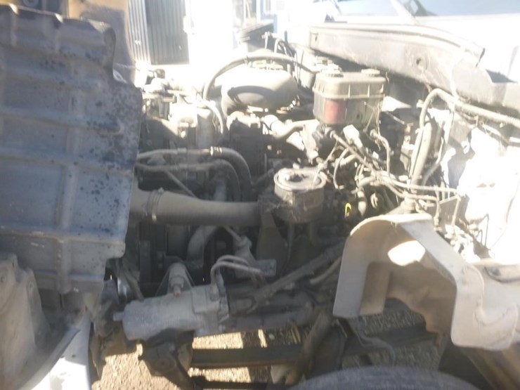 2009-hino-185-image-16