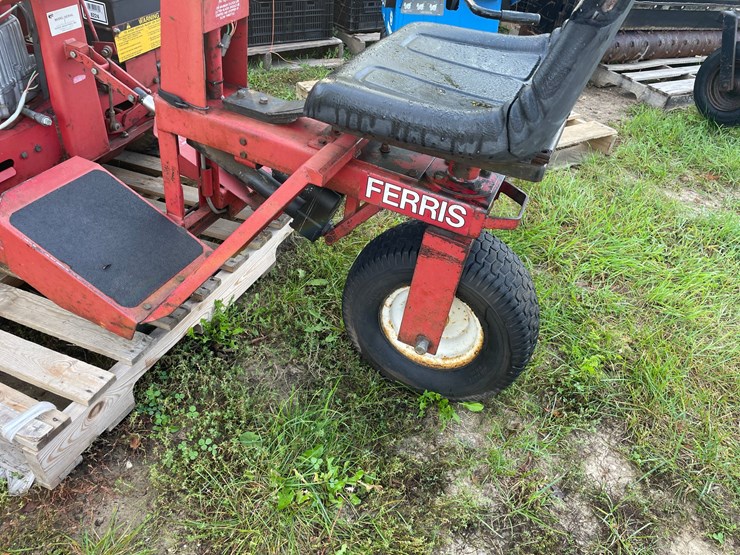 #3215-•-ferris-commercial-52"-cut-mower-image-8
