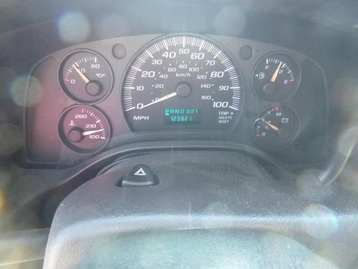 2007-gmc-2500-image-13