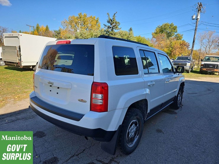 2014-jeep-patriot-image-3