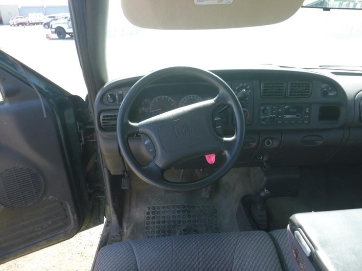 2001-dodge-ram-2500-image-8