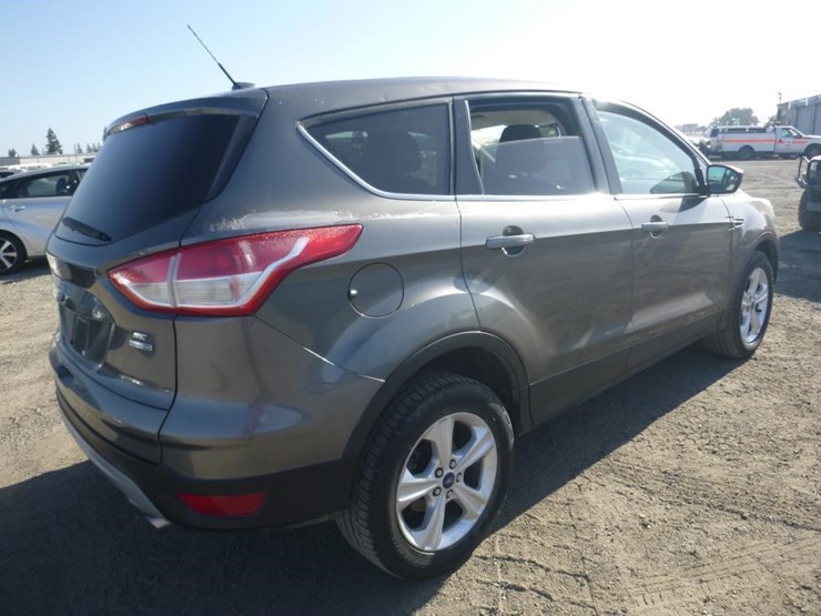 2013-ford-escape-image-3
