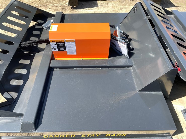 #2008-•-wolverine-skid-steer-brush-cutter-attachment-image-8